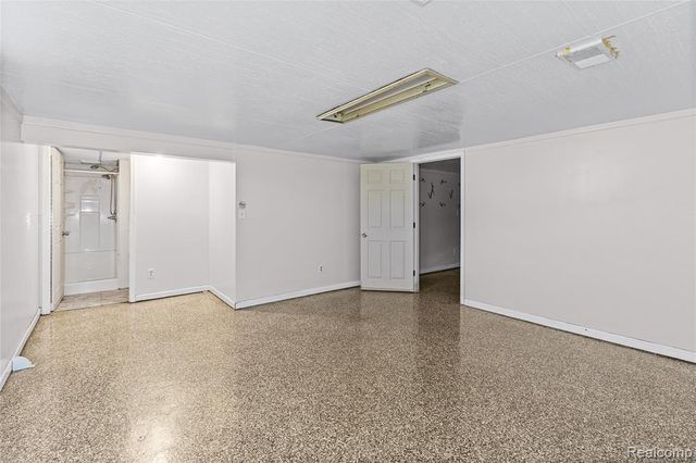 4064 Sheraton Drive, Flint, MI 48532