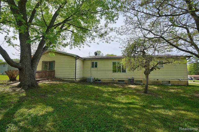 4064 Sheraton Drive, Flint, MI 48532