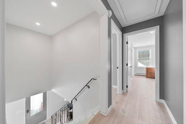 21 Acorn Avenue, Auburn, NH 03032