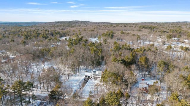 21 Acorn Avenue, Auburn, NH 03032