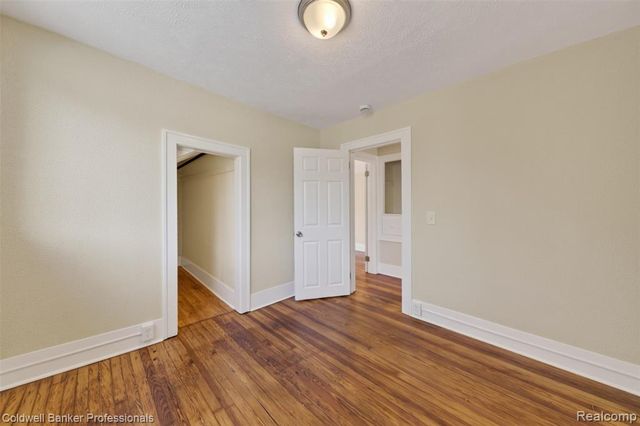 43 Dwight Ave Avenue, Pontiac, MI 48341