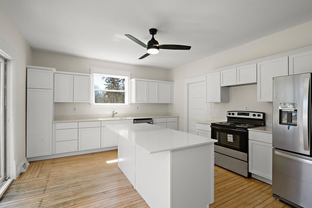 723 3rd Street SW, Willmar, MN 56201
