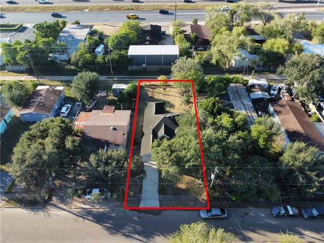 831 W Hackberry Avenue, Alamo, TX 78516