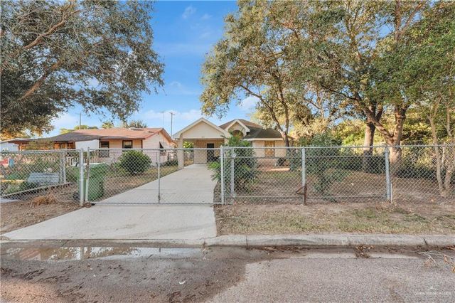 831 W Hackberry Avenue, Alamo, TX 78516