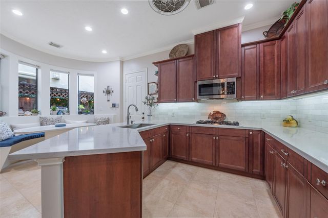 2026 Elmen Street, Houston, TX 77019