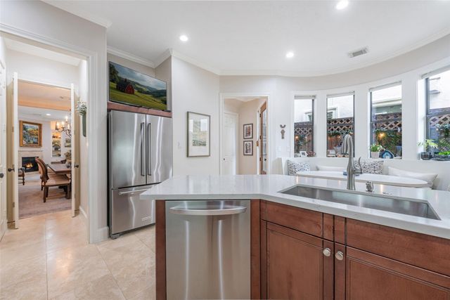 2026 Elmen Street, Houston, TX 77019