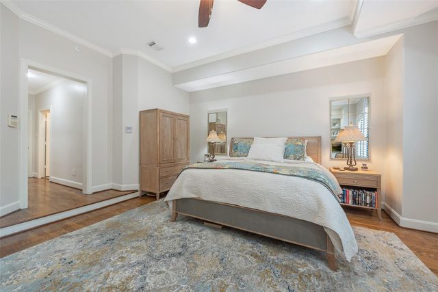 2026 Elmen Street, Houston, TX 77019