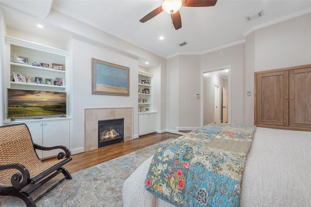 2026 Elmen Street, Houston, TX 77019