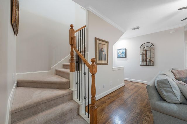 2026 Elmen Street, Houston, TX 77019