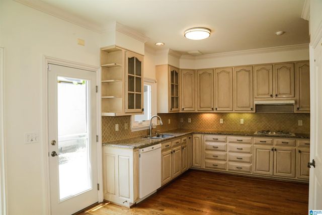 1505 EDINBURGH WAY, Vestavia Hills, AL 35243