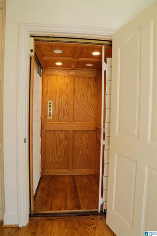 1505 EDINBURGH WAY, Vestavia Hills, AL 35243