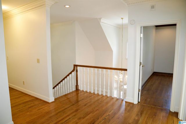 1505 EDINBURGH WAY, Vestavia Hills, AL 35243