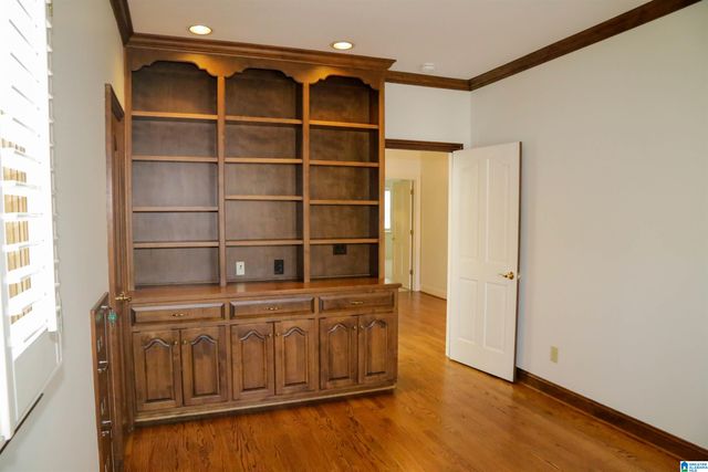 1505 EDINBURGH WAY, Vestavia Hills, AL 35243