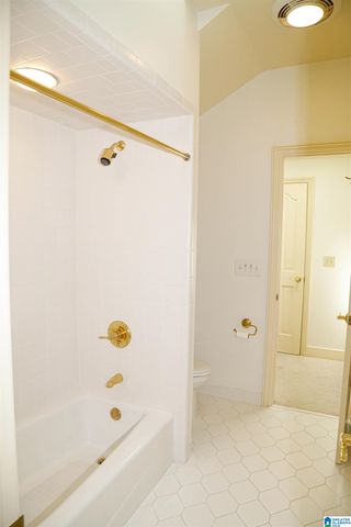 1505 EDINBURGH WAY, Vestavia Hills, AL 35243