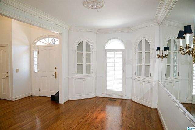1505 EDINBURGH WAY, Vestavia Hills, AL 35243