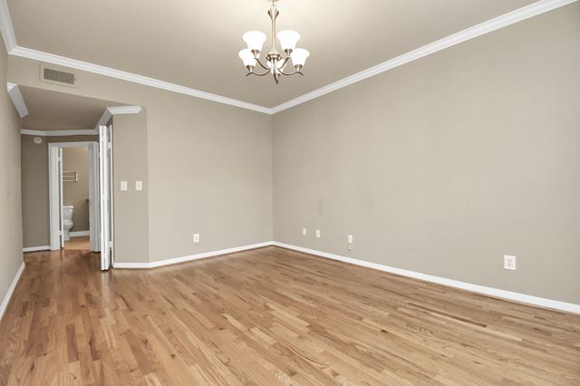 2111 Welch Street B213, Houston, TX 77019