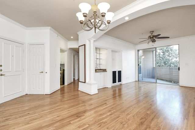 2111 Welch Street B213, Houston, TX 77019