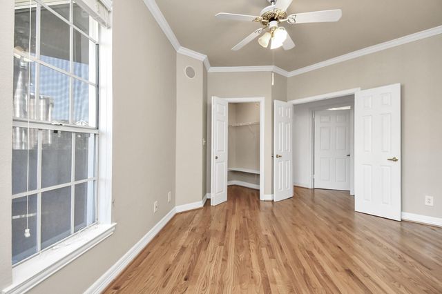 2111 Welch Street B213, Houston, TX 77019