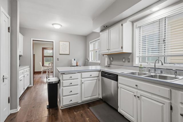 714 23rd Avenue, East Moline, IL 61244