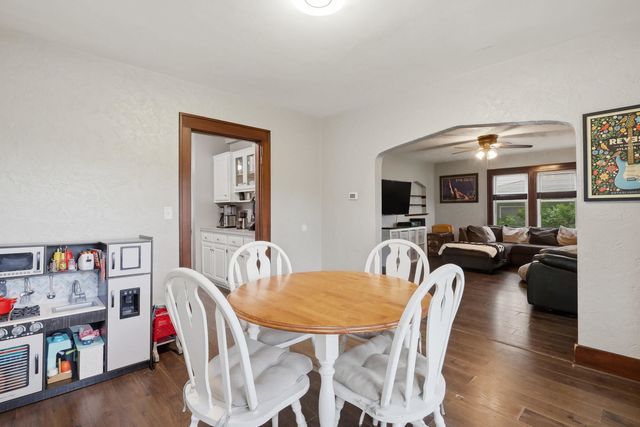 714 23rd Avenue, East Moline, IL 61244