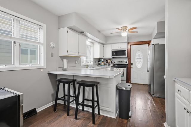 714 23rd Avenue, East Moline, IL 61244