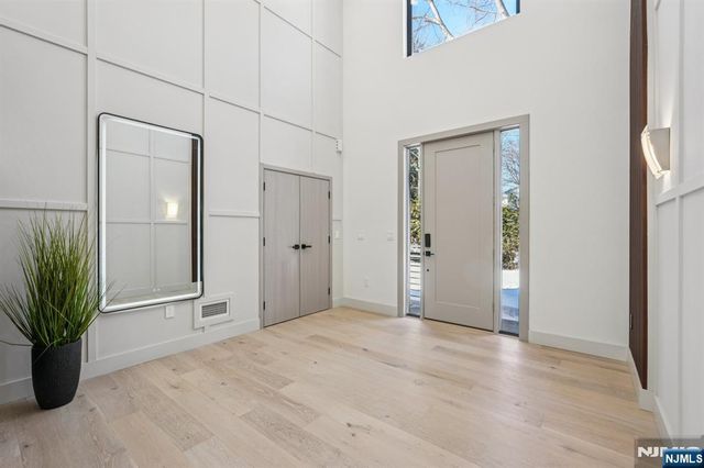 543 Closter Dock Road, Closter, NJ 07624