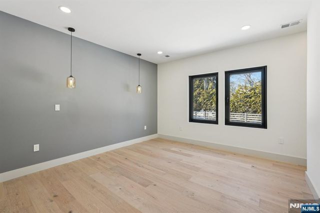 543 Closter Dock Road, Closter, NJ 07624