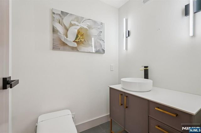 543 Closter Dock Road, Closter, NJ 07624