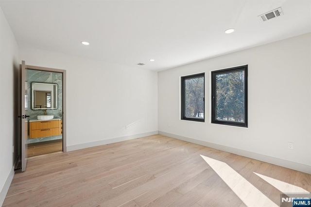 543 Closter Dock Road, Closter, NJ 07624