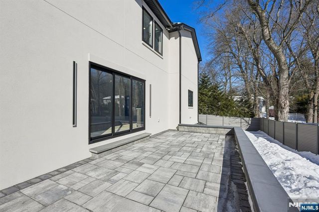 543 Closter Dock Road, Closter, NJ 07624