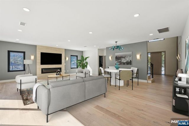 543 Closter Dock Road, Closter, NJ 07624