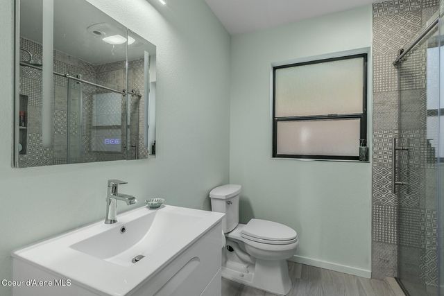 18352 S Crossbill Rd, Coeur D'alene, ID 83814
