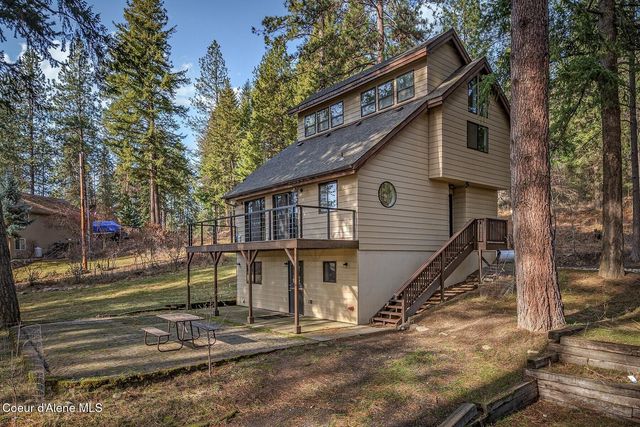 18352 S Crossbill Rd, Coeur D'alene, ID 83814