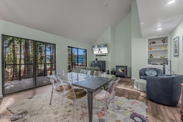18352 S Crossbill Rd, Coeur D'alene, ID 83814