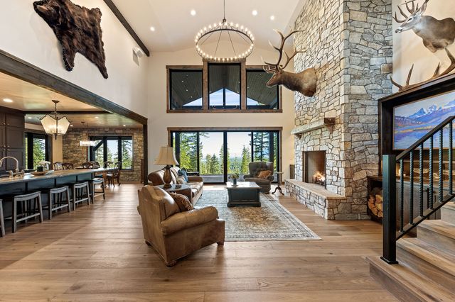 205 Pinto Trail, Bigfork, MT 59911