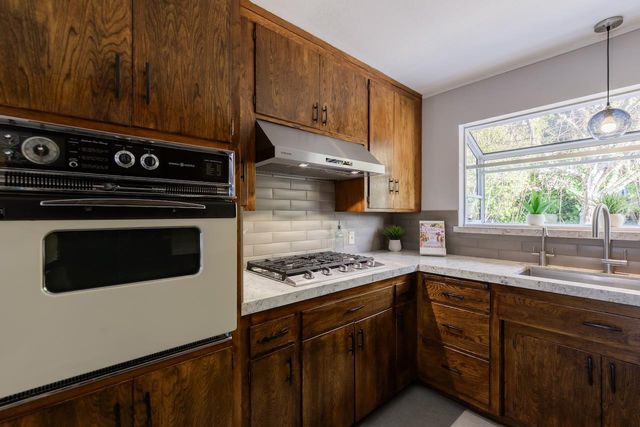 602 Navarra Drive, Scotts Valley, CA 95066