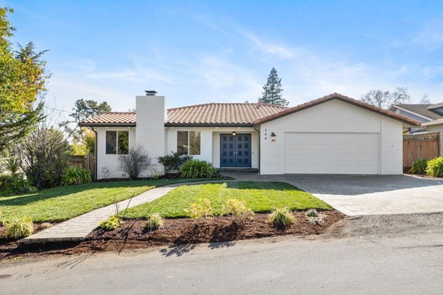 740 Greenview Place, Los Altos, CA 94024