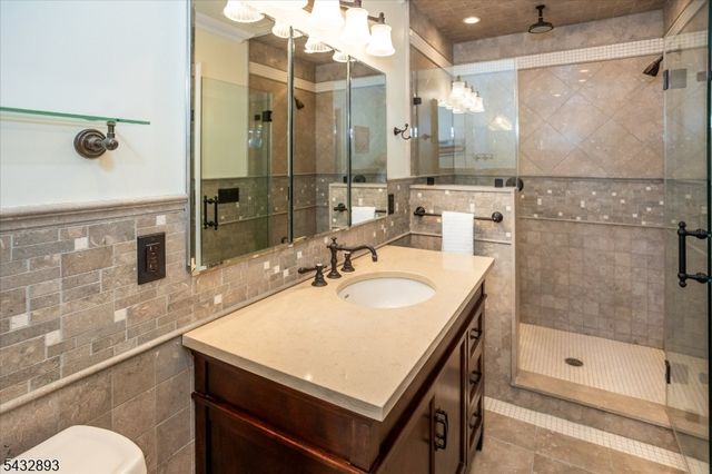 45 Averell Dr 45, Parsippany-troy Hills Twp., NJ 07950
