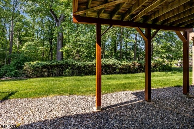45 Averell Dr 45, Parsippany-troy Hills Twp., NJ 07950