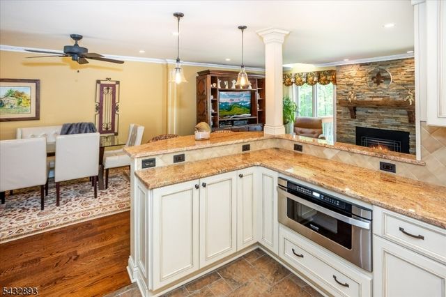 45 Averell Dr 45, Parsippany-troy Hills Twp., NJ 07950