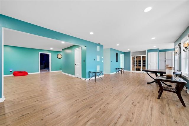 406 Samara Court, Fairburn, GA 30213