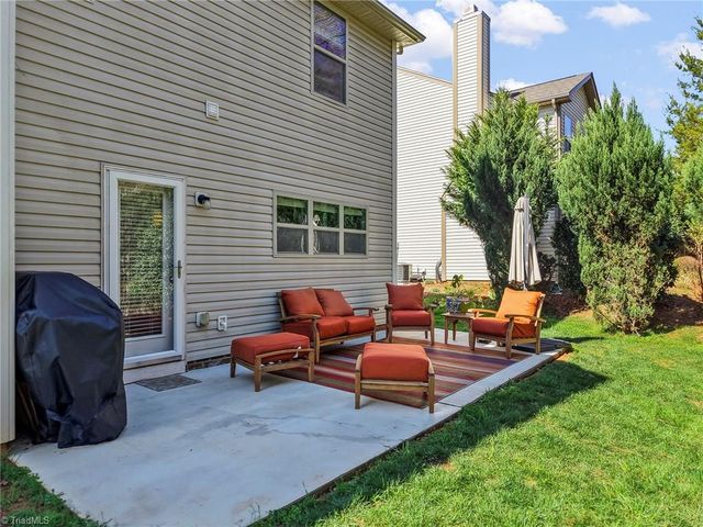 4229 Wedge Drive, Pfafftown, NC 27040