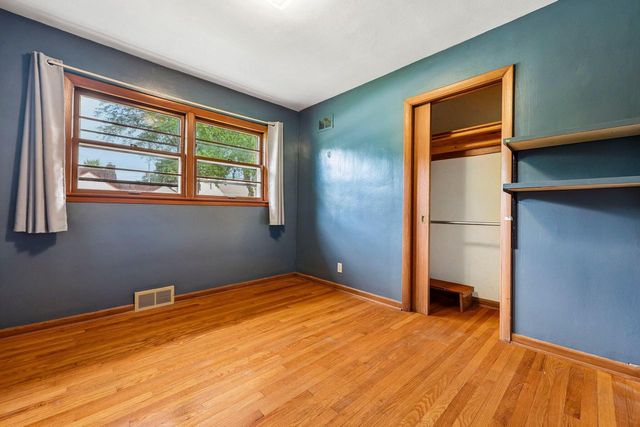 1413 Marion AVENUE, South Milwaukee, WI 53172