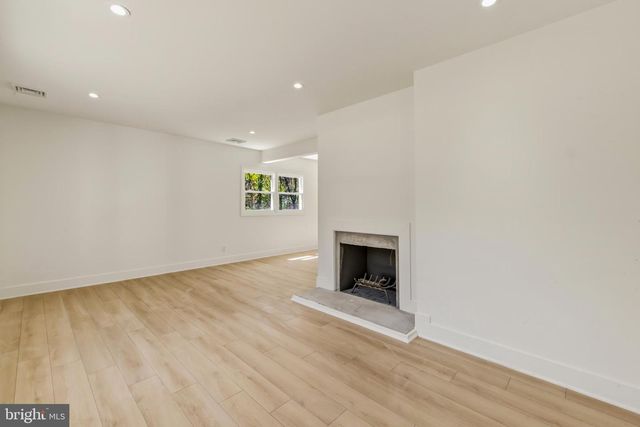 1256 HURFFVILLE RD, Woodbury, NJ 08096