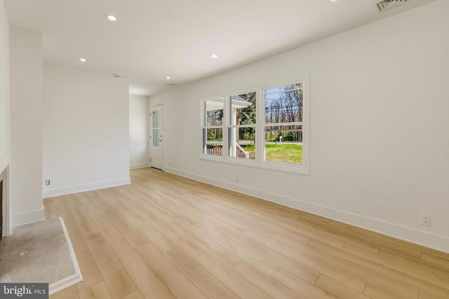 1256 HURFFVILLE RD, Woodbury, NJ 08096