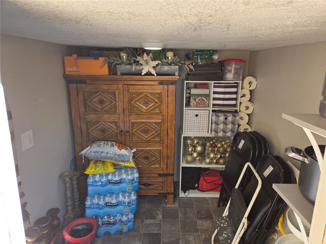 12751 Mariposa Road Space 38, Victorville, CA 92395