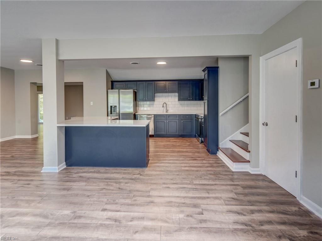 9 Riverdale DR, Hampton, VA 23666
