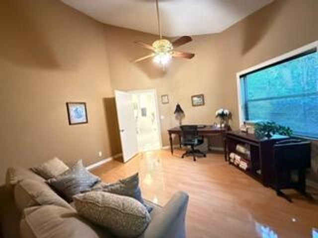 6668 NW 26th Way, Boca Raton, FL 33496