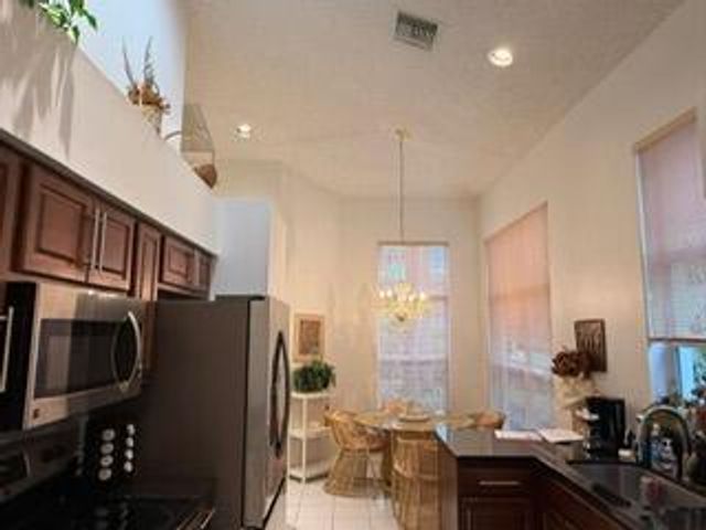 6668 NW 26th Way, Boca Raton, FL 33496