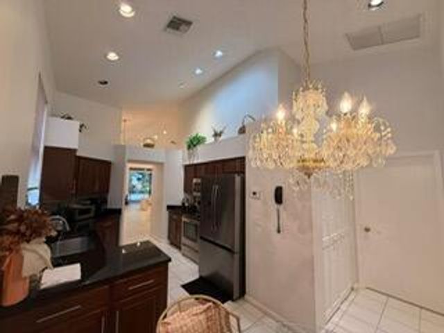 6668 NW 26th Way, Boca Raton, FL 33496